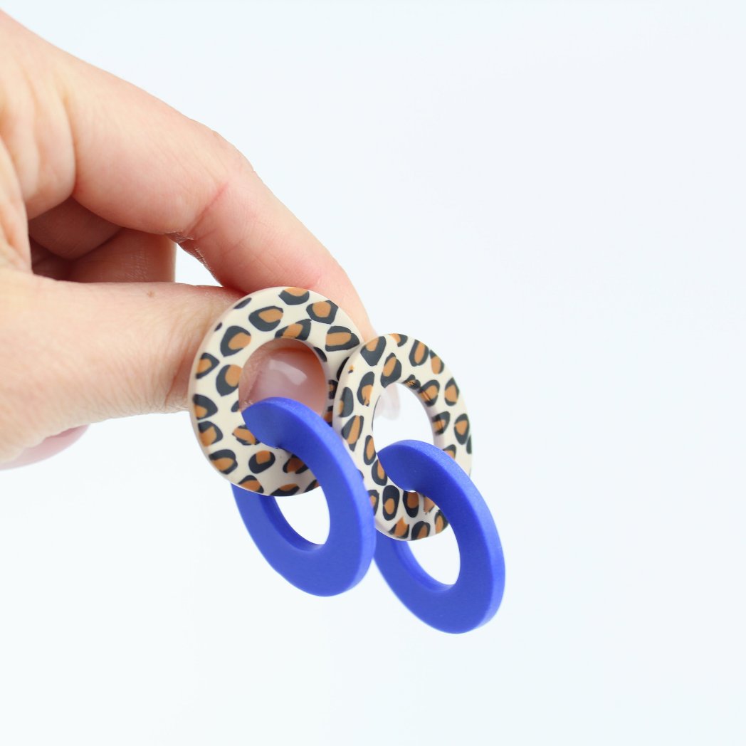Loops | leo & dunkelblau - Atelier Anda
