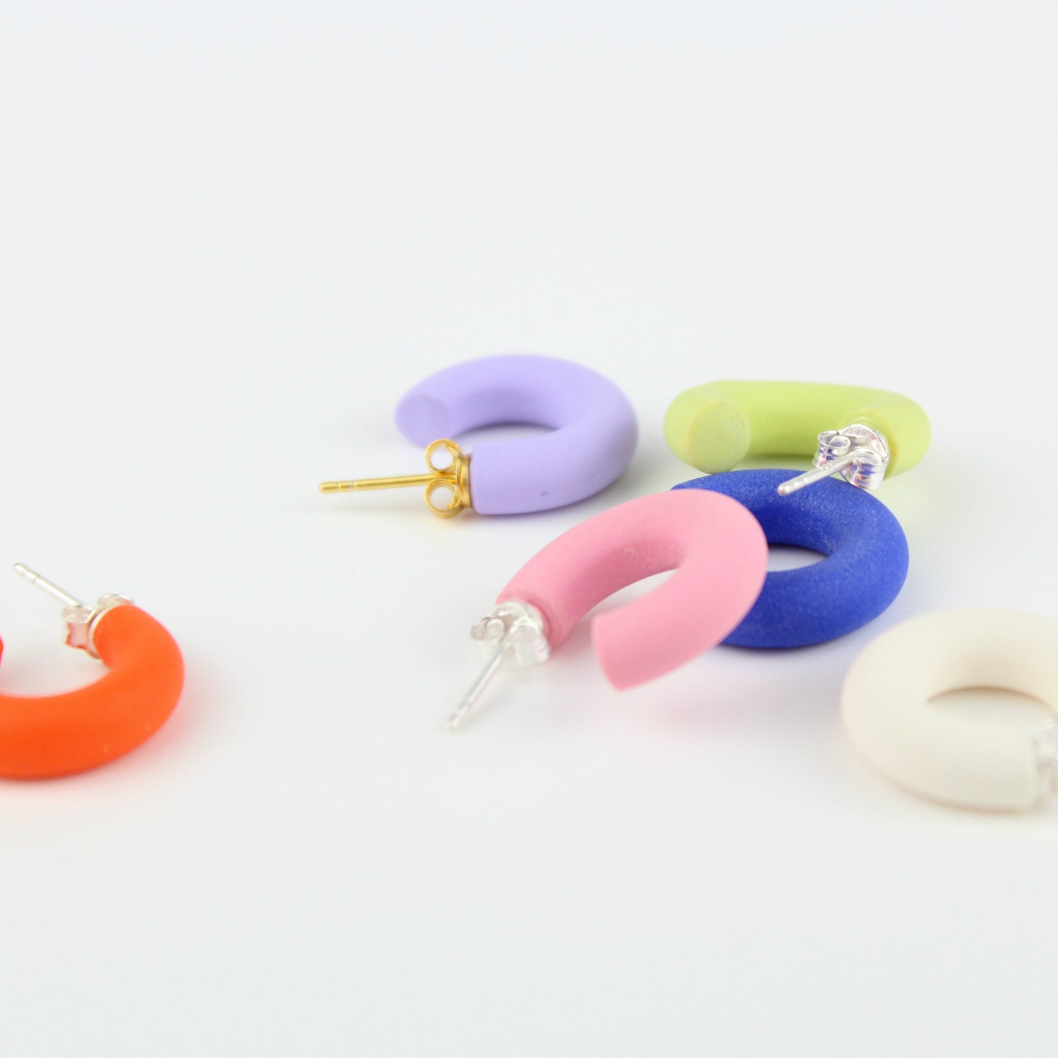 Mini Candy Hoops | Wolkenweiß - Atelier Anda