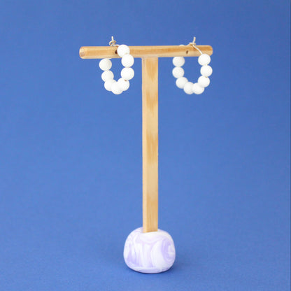 Creolen mit weißen Perlen - kleine Version